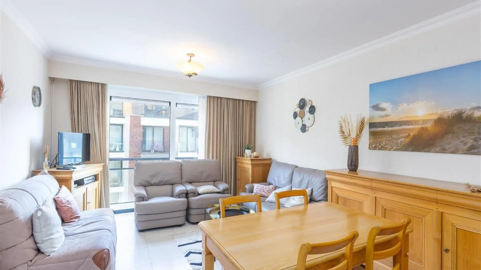 Nice Apartment For A Family Middelkerke